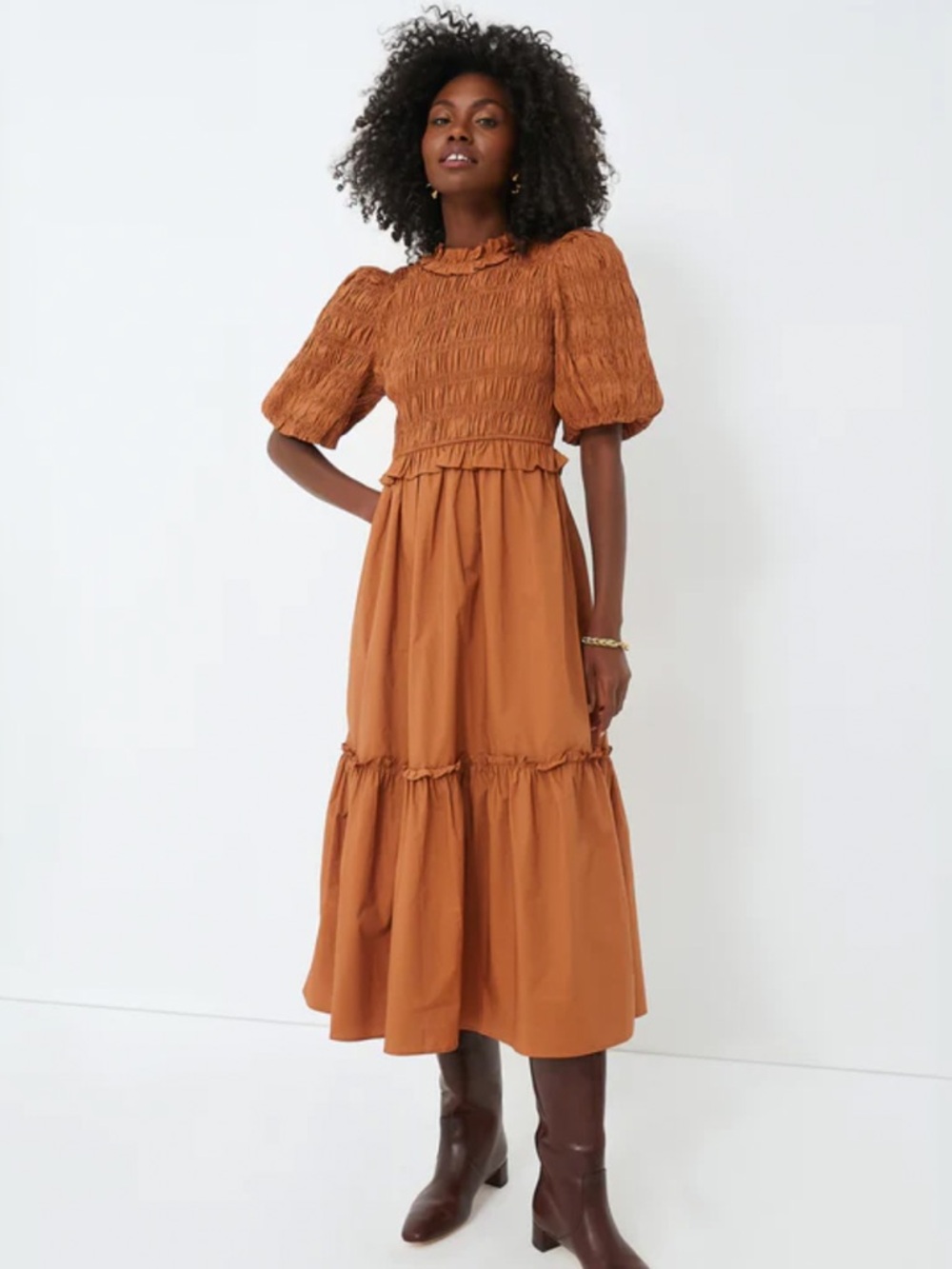 Tuckernuck (Moonriver) Exclusive Caramel Bubble Sleeve Smocked Midi Dress